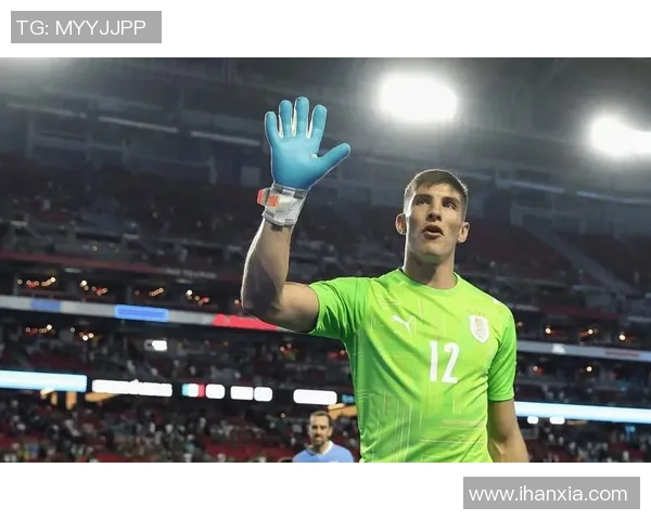 乌拉圭足球明星加盟球队助力征战新赛季 展现强大实力和领导力 乌拉圭足球明星加盟球队助力征战新赛季 展现强大实力和领导力