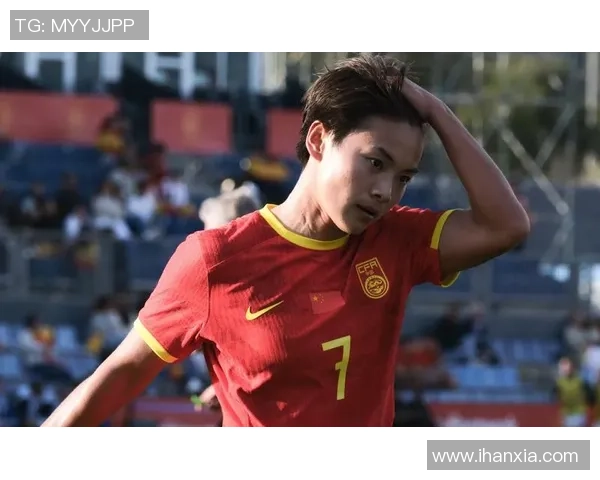 海外女足球星的励志故事与辉煌成就带来运动精神与时代力量 海外女足球星的励志故事与辉煌成就带来运动精神与时代力量